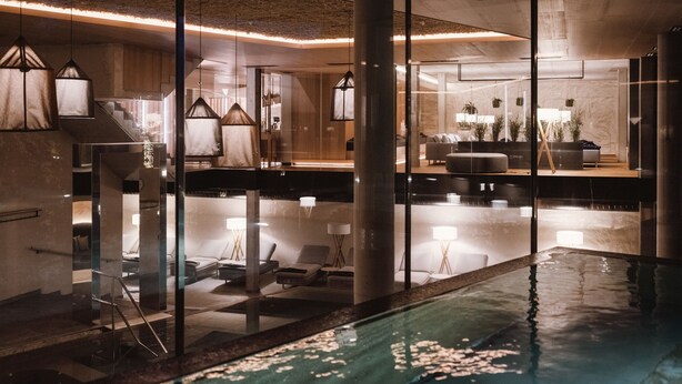 3 indoor pools, 4 outdoor pools, open 7:00 AM to 7:30 PM, pool umbrellas - Lindenhof Pure Luxury & Spa DolceVita Resort (Naturno)
