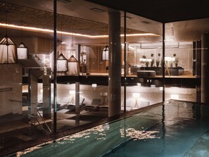 Pool - Lindenhof Pure Luxury & Spa DolceVita Resort (Naturno)