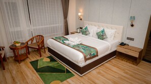 Executive Suite | Minibar, in-room safe, individually decorated, individually furnished - The Z Retreat and Spa (Gangtok)