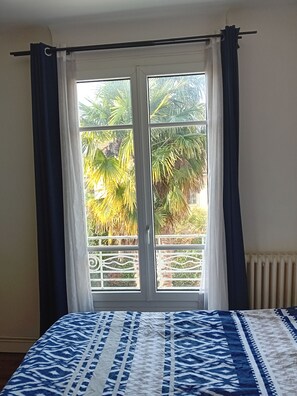 3 habitaciones, tabla de planchar con plancha y wifi gratis 