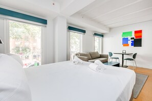 Standard Studio - Home Art Apartments Chamberi (Madrid)