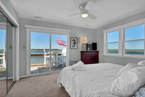 3 bedrooms, iron/ironing board, WiFi, bed sheets - Coastal Retreat | Pool | Amazing Waterfront Views! (North Topsail Beach)