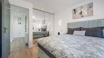 2 bedrooms, soundproofing, iron/ironing board, free WiFi