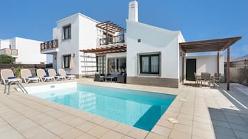 Private pool