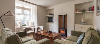 Bryony Cottage: Close to Station