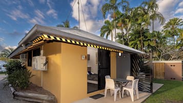 Superior 1 Bedroom Cabin | Terrace/patio