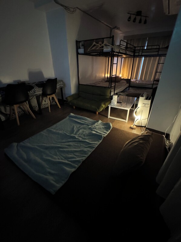 1 habitación, escritorio y wifi gratis 