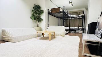 1 bedroom, desk, free WiFi