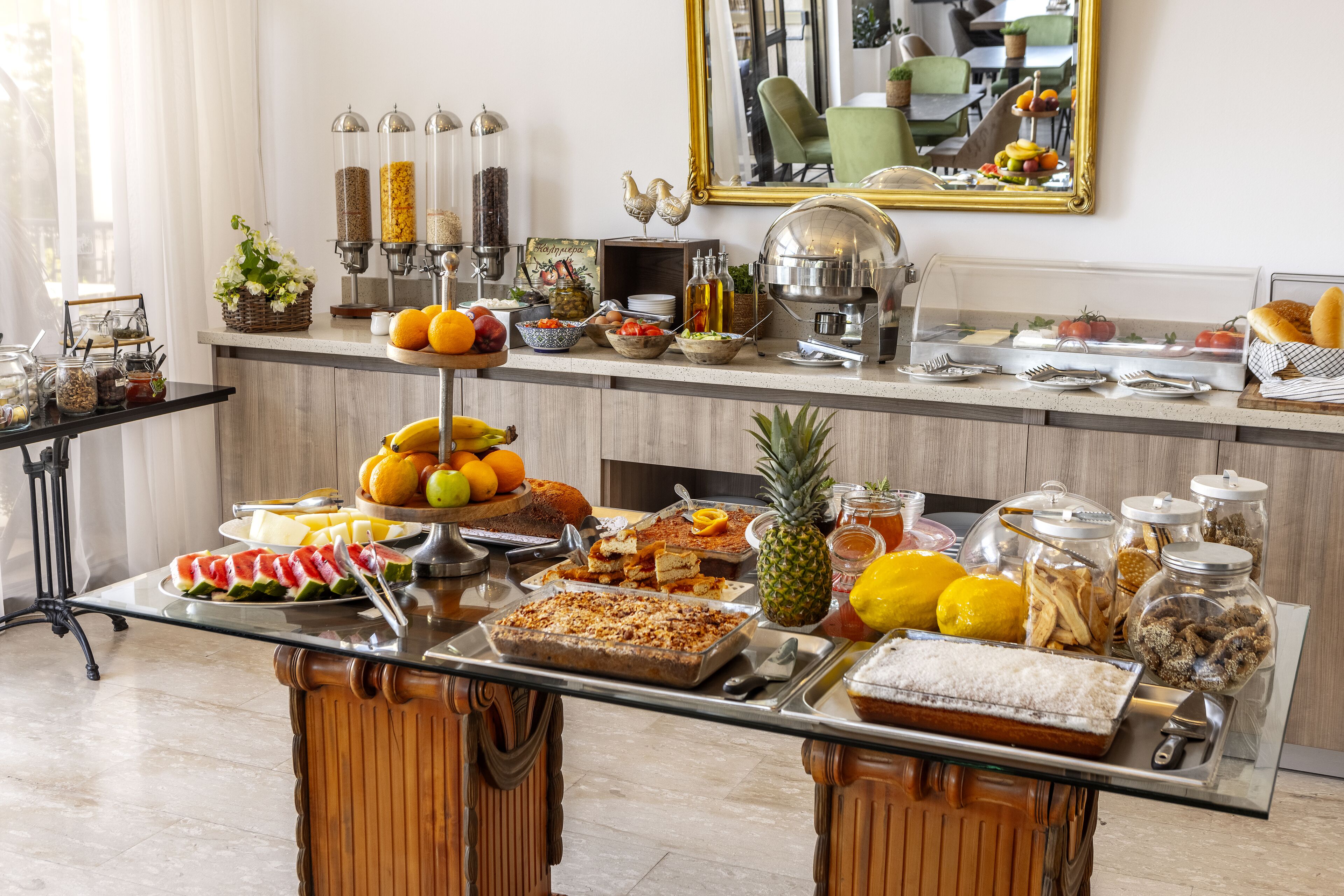 Daily buffet breakfast (EUR 15 per person)