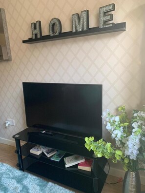 Apartment, 2 Bedrooms, Accessible | Interior - Sherwood- Nottingham Castle- Contractors- Free Parking- Long and Short Stays (Nottingham)