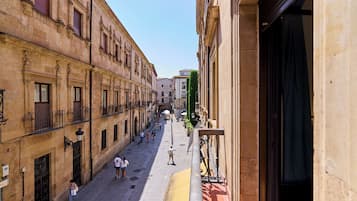 Apartamento Deluxe, balcón, vistas a la ciudad | Terraza o patio