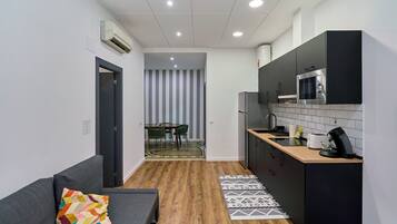 Deluxe Apartment | Living area