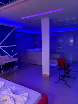 디럭스룸 | 1 개의 침실, 미니바, 무료 WiFi