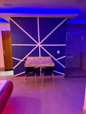 Deluxe Room | 1 bedroom, minibar, free WiFi