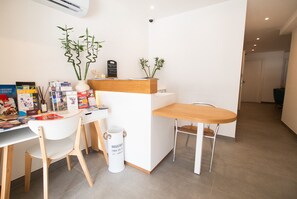 Lobby - Gest (Mellieha)