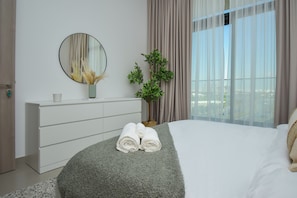 Room - Serene 1BR Prive Residences Dubai Hills by 360 Vacation (Dubai)