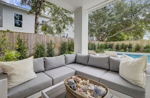 Terrace/patio - 6 36th Avenue by AvantStay | Stunning Private Pool (Isle Of Palms)