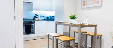 Apartment, 1 Bedroom, Accessible | Interior