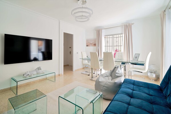 Deluxe Apartment | 3 bedrooms, in-room safe, desk, blackout drapes - Marbella Old town apartment (Marbella)
