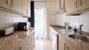 Private kitchen - Marbella Old town apartment (Marbella)