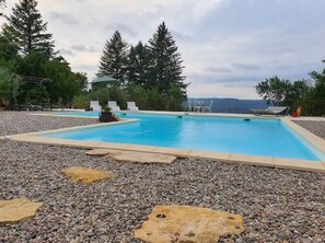 Pool - Maison de Vacances au Calme , à 5 Minutes de la Capitale de la Préhistoire ! (Tursac)