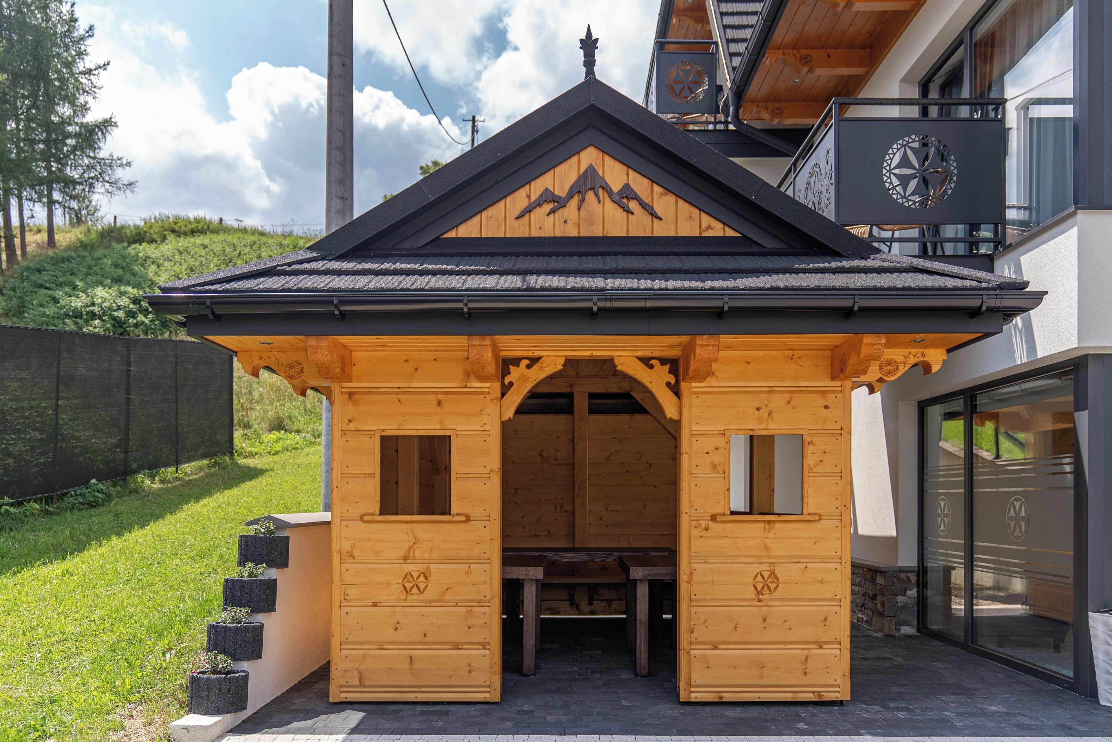 Photo - Willa Folk Prestige