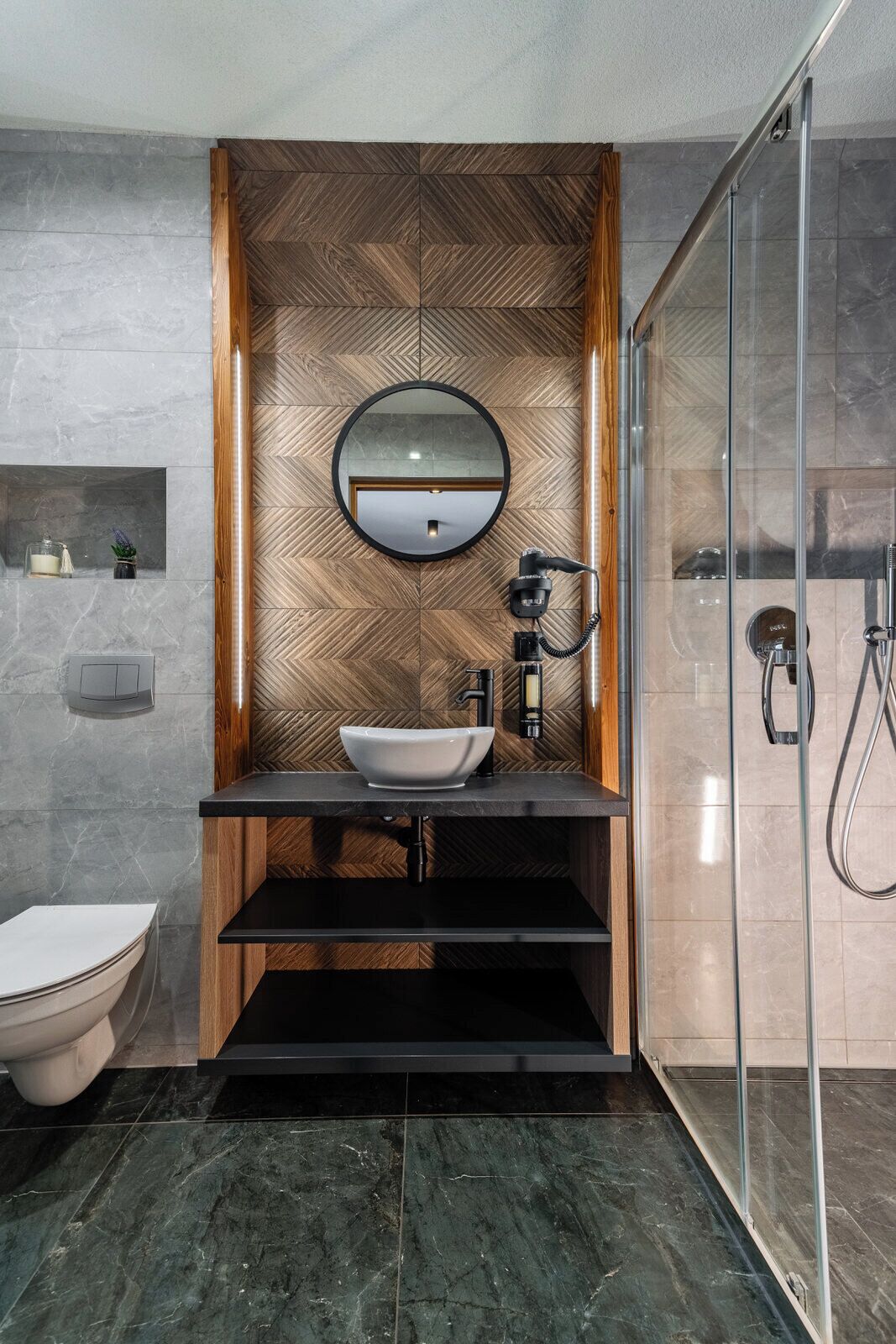 Photo - Willa Folk Prestige