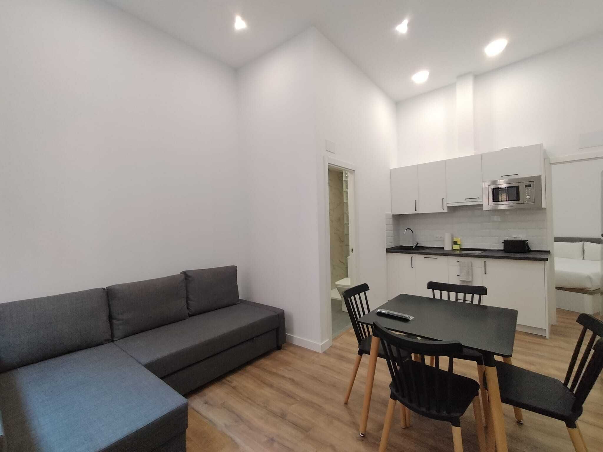 Appartement | Coin séjour | TV connectée de 32 pouces avec chaînes numériques