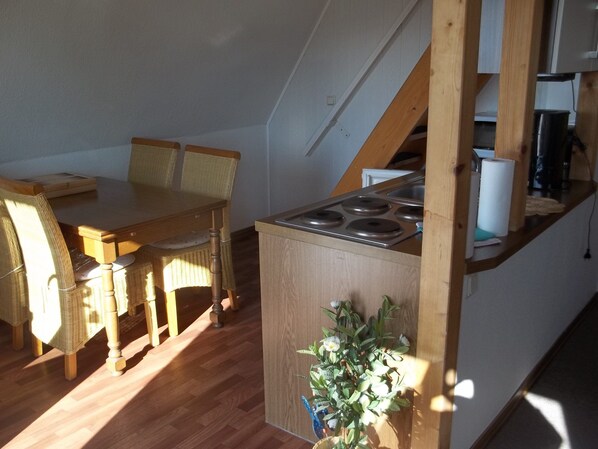 Dining - Gästehaus 6 (Butjadingen)