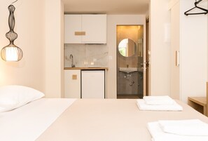 Deluxe-Zimmer | 1 Schlafzimmer, Schreibtisch, schallisolierte Zimmer, kostenloses WLAN