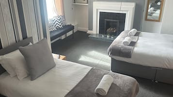 Quadruple Room, Ensuite (Family Room) | Free WiFi, bed sheets