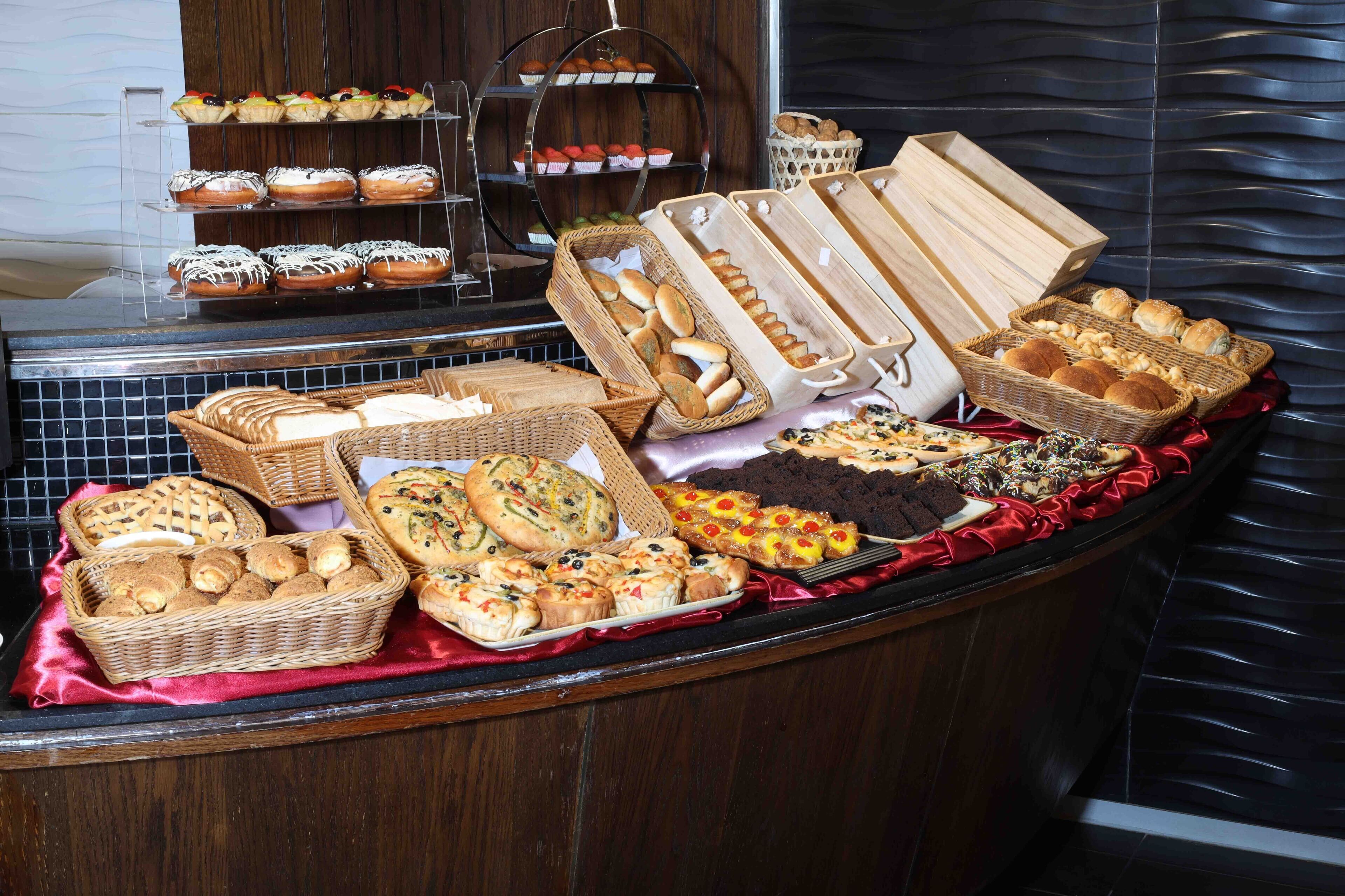 Daily buffet breakfast for a fee