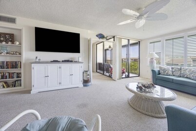 Loggerhead 424 兩臥室公寓 by RedAwning