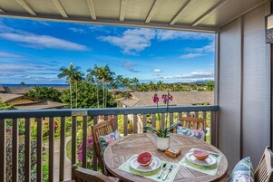 Condo, 2 Bedrooms | Outdoor dining