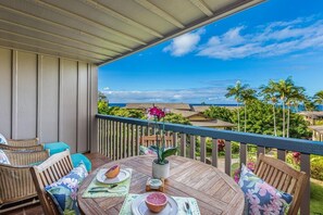 Condo, 2 Bedrooms | Outdoor dining