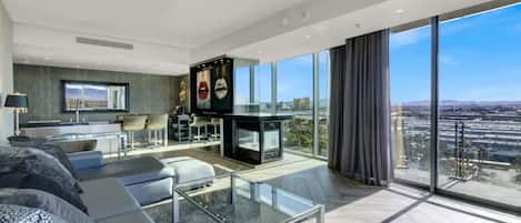 Televisio, takka, pöytätennispöytä, stereot