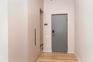 Business Room | Wardrobe