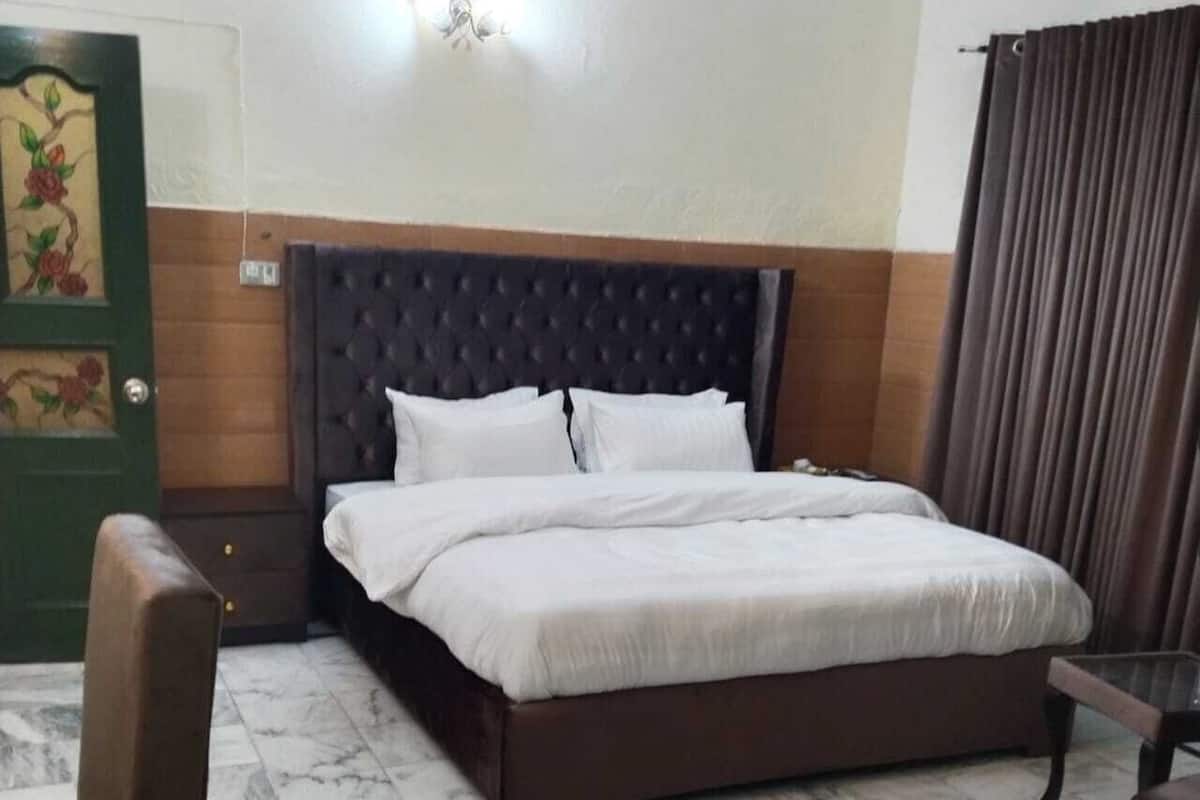 Basic Double Room | Free WiFi