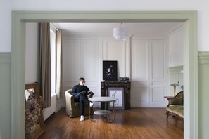 Interior - La Pension du Maréchal : Maison Spacieuse Centre Ville de Chartres (Chartres)