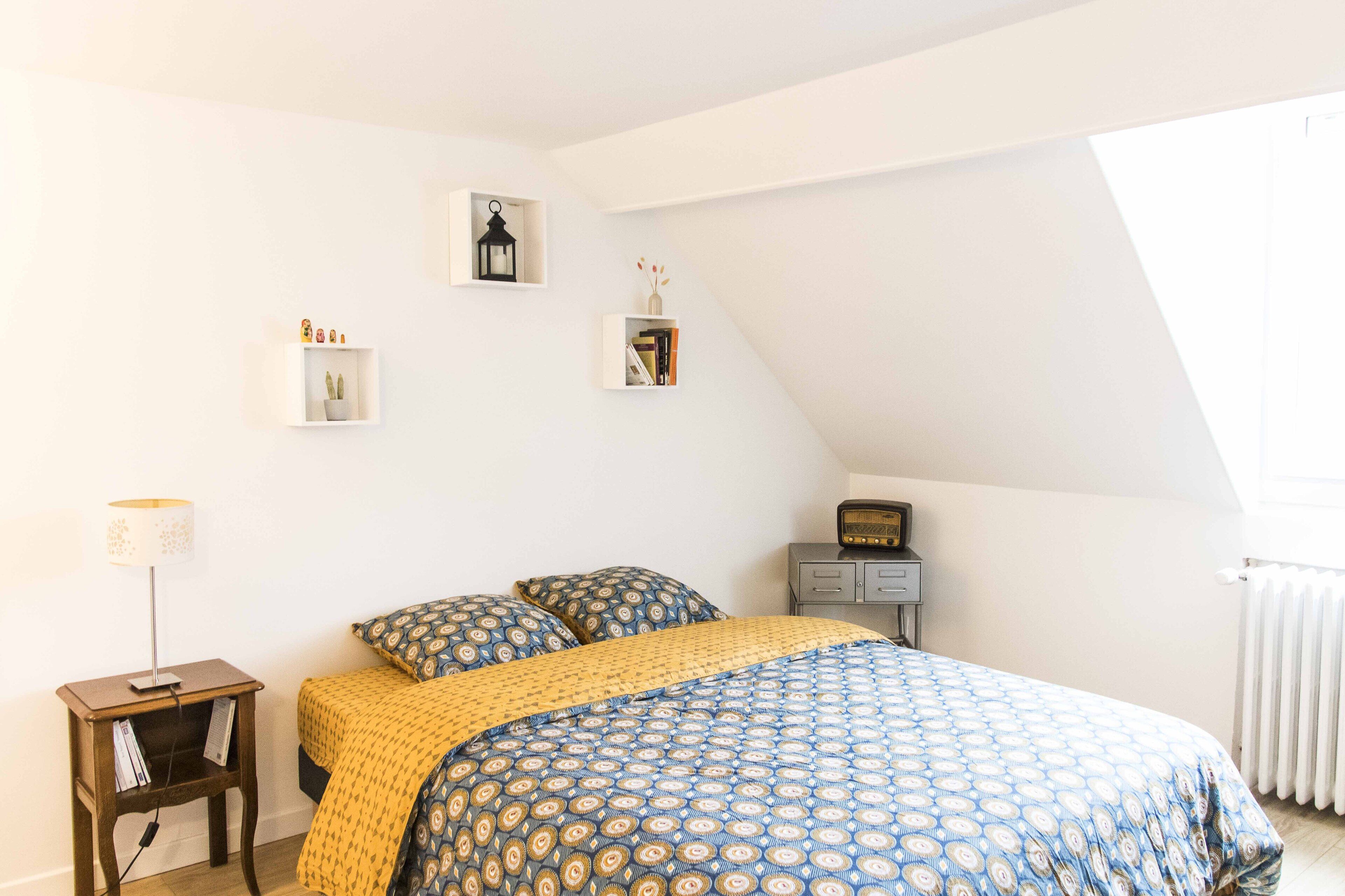 5 chambres, fer et planche à repasser, Wi-Fi, draps fournis