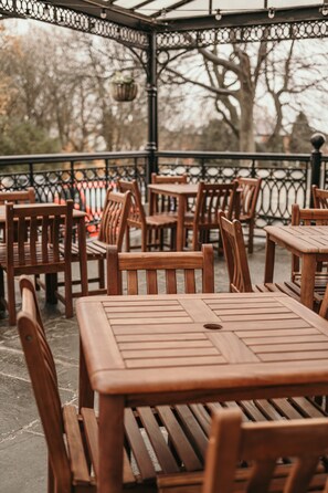 Exterior - Woodthorpe Hotel (Manchester)