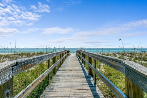 Villas on the Gulf #A5 | Community Pool + Walk to Beach!