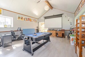 Spielezimmer