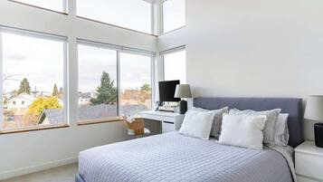 1 bedroom, iron/ironing board, WiFi