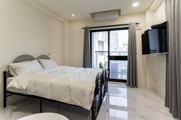 Business Double Room | Soundproofing, free WiFi - Yan Yingchenxi (Kaohsiung)