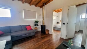 Apartment, 2 Bedrooms | Living area | 32-inch Smart TV with digital channels