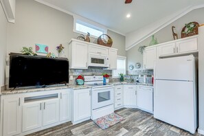 House (1 Bedroom) | Interior