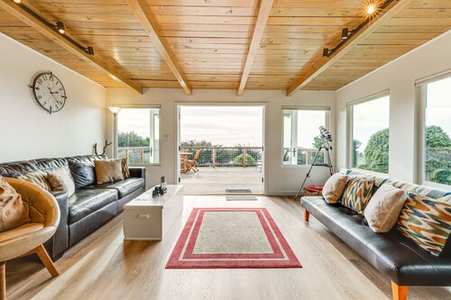 Dreamy Sonoma Coast Cottage w/ Ocean Views