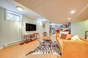 Apartment (1 Bedroom) | Front of property - Pittsburgh Couple's Retreat ~ 2 Mi to Downtown! (Pittsburgh)