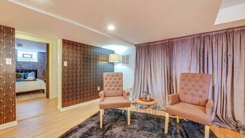 Apartment (1 Bedroom) | Interior